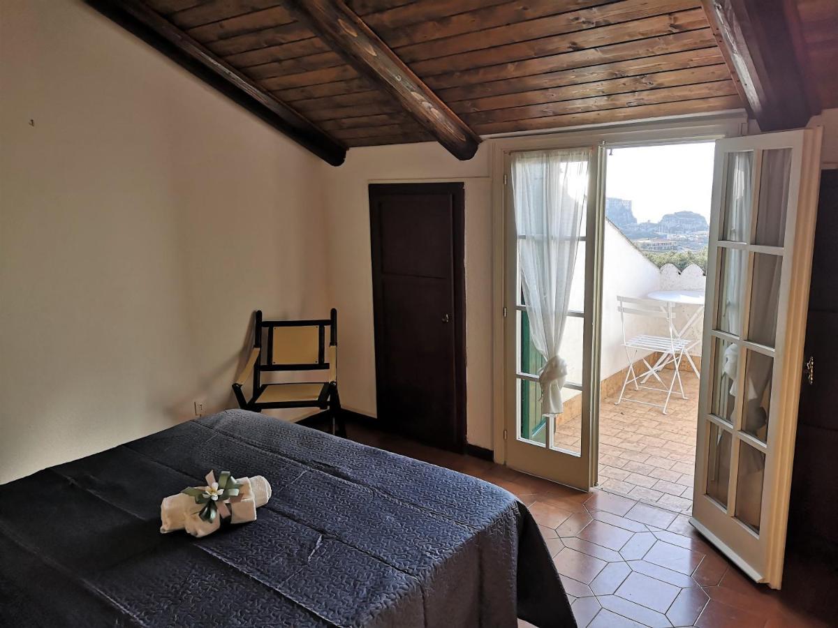 Il Pastore Serafino Tropea Exteriör bild