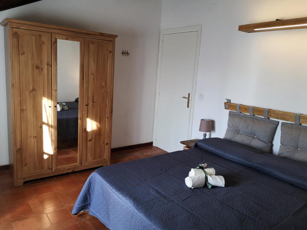 Il Pastore Serafino Tropea Exteriör bild